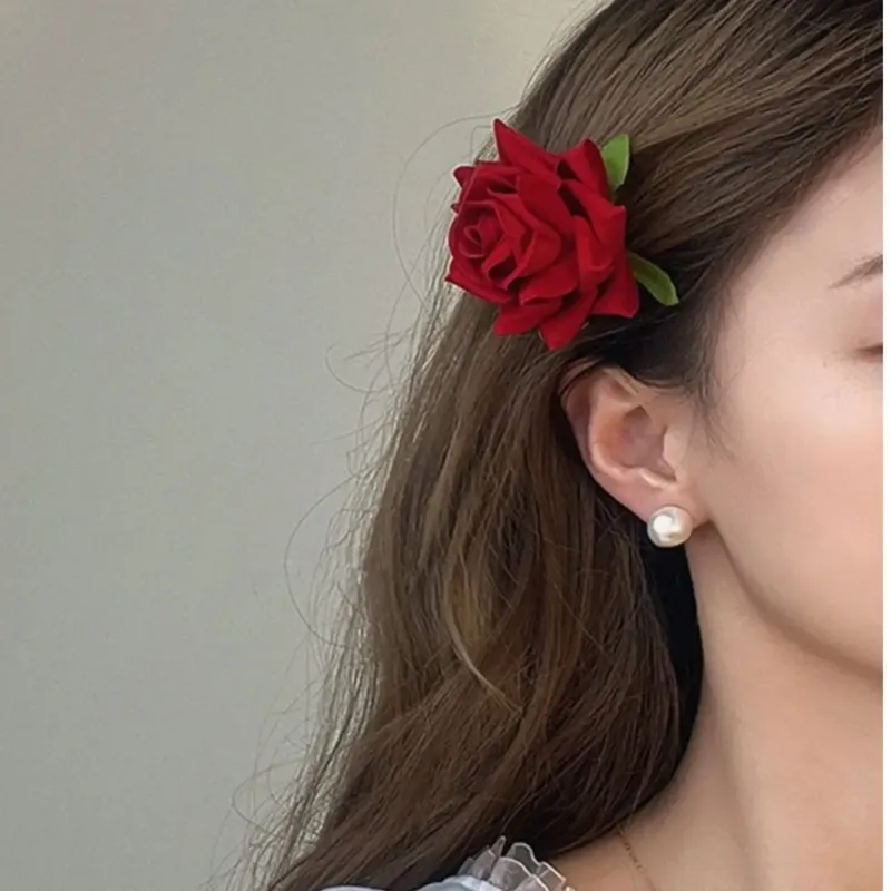 Elegant Red Rose Hair Clip – Dual-Use Accessory