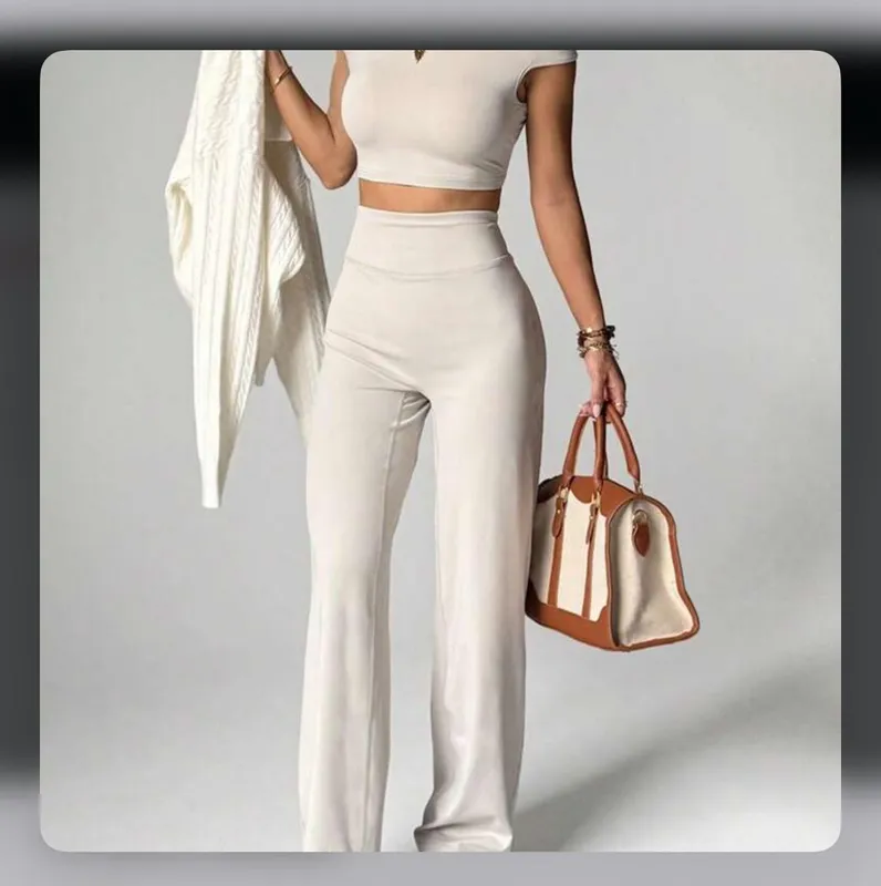 Women’s Apricot Athleisure Set – Short Sleeve Top + High-Waisted Yoga Pants (Size L)