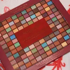 Makeup Revolution 196 Creative Eyeshadow Palette